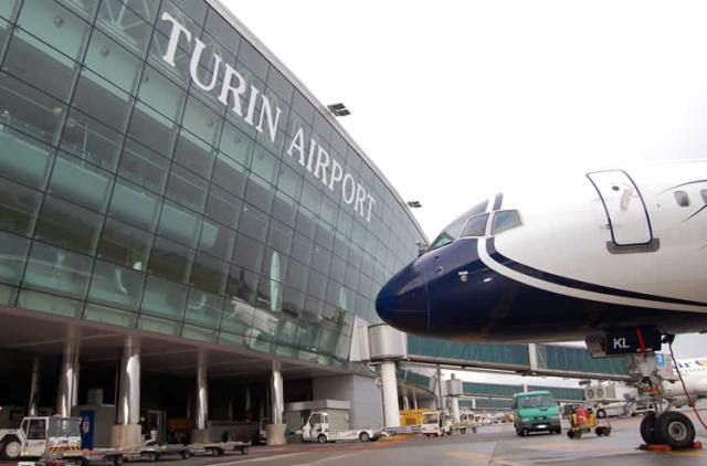 Aeroporto di Torino Caselle (TRN)  Autonoleggio con autista